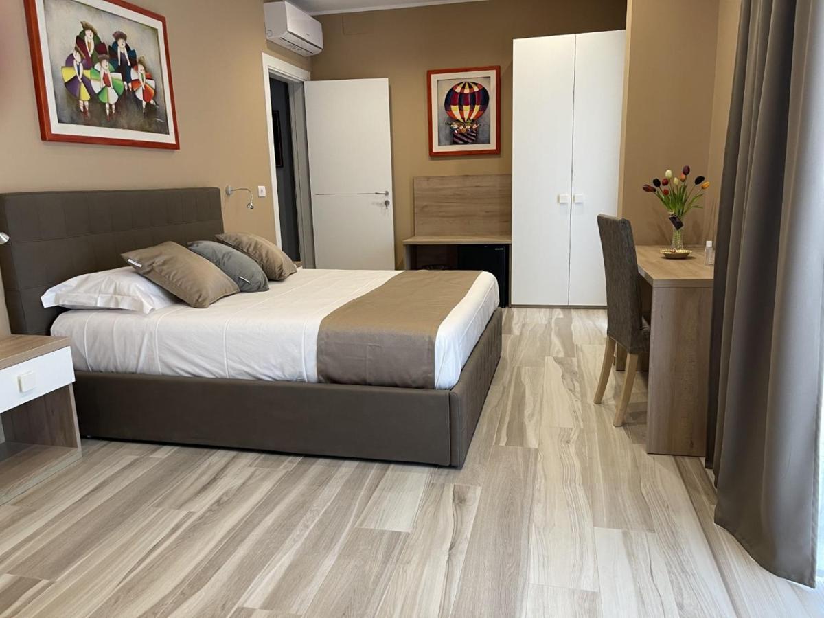 Martini Suite Bari Kültér fotó
